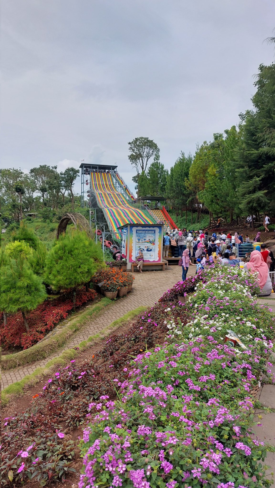 Rainbow Slide Lembang