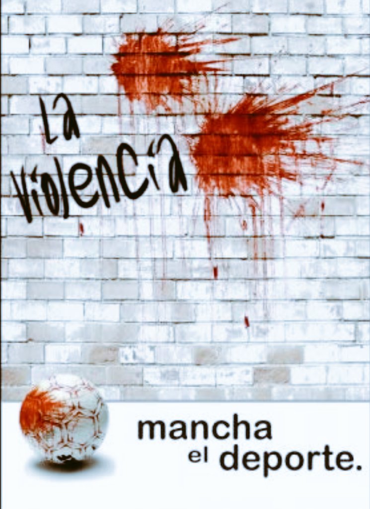 Aguardabalonman's tweet photo. Mi hija en un partido falla bastante más que cualquier árbitro . Imaginaraos que los padres del árbitro estuvieran todo el partido insultando a mi hija  diciéndole burra , inútil,  no tienes ni idea , lárgate a casa ... 
Padres y madres del balonmano así no 😔. https://t.co/DcME1iD3U9