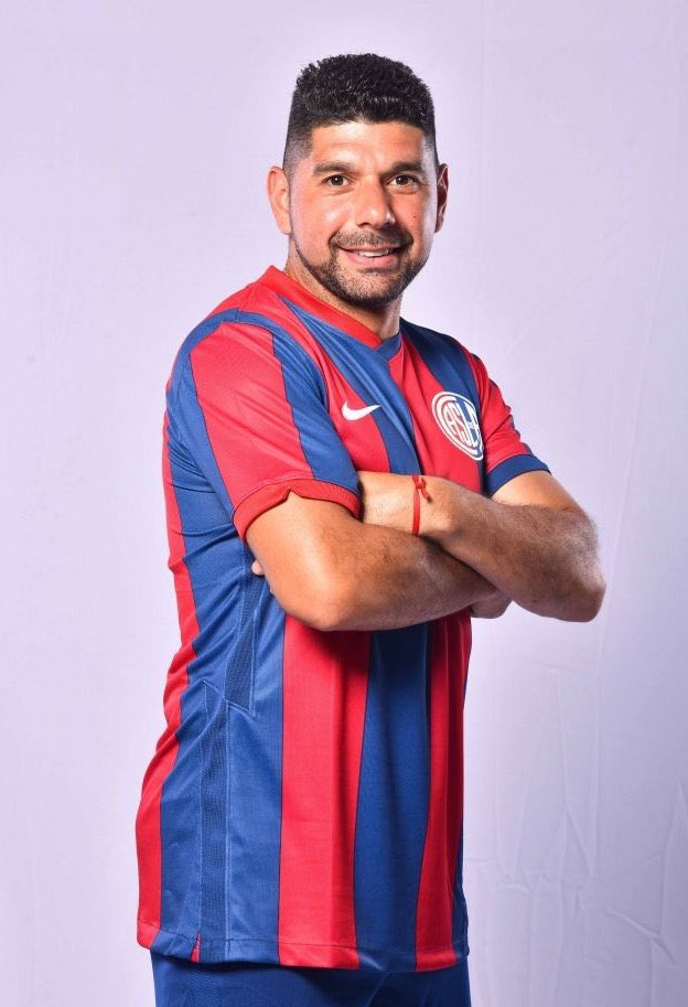dataref_ar's tweet photo. Néstor Ortigoza ingresó en el minuto 56 del segundo tiempo directamente a patear el penal a favor de San Lorenzo.   Lo convirtió. https://t.co/mdNLwZ0I5S