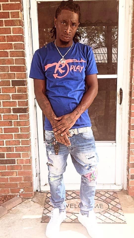 Dat_Boy_There_'s tweet image. 🦍💎