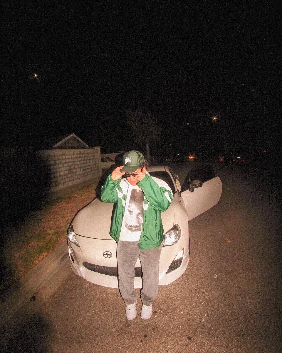 Jaevin32's tweet image. 🍂🍃