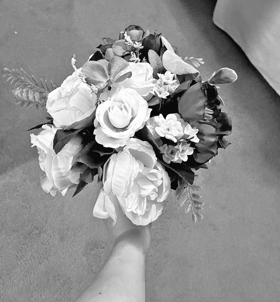 diin_07's tweet photo. Hoy solo puedo decir: QUE VIVA ESE AMOR BONITO, ESE DE VERDAD 🥰🥺🥺 💍 https://t.co/OgYxPt74jO