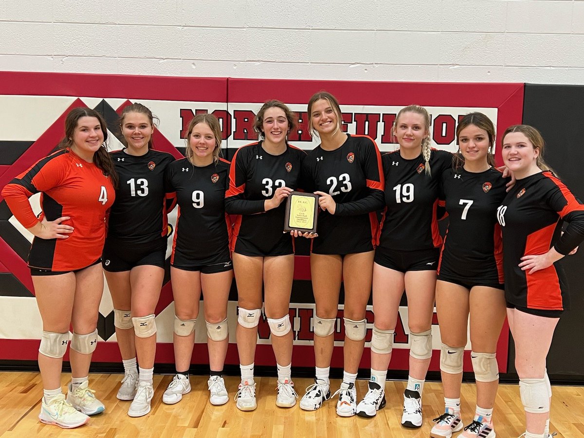 cworthEng's tweet photo. Congratulations to our girls today! We may have fell short, but they fought hard and ended up bringing home 2nd in the ICAC tournament. 🙌🏻
#elmwood322 #trojanforce322 https://t.co/H3wgosetS9