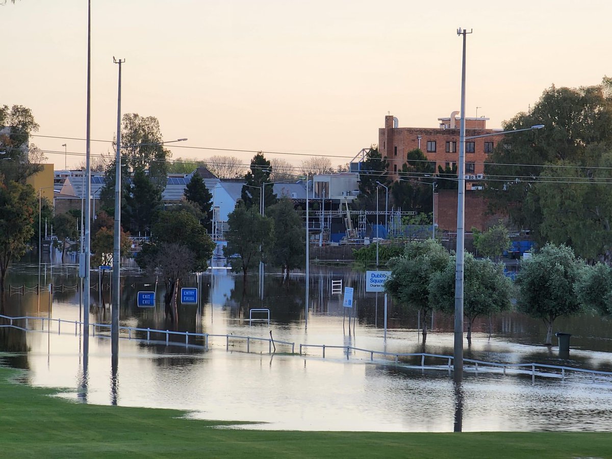 Most significant flooding Dubbo has seen in years after a huge night of river rises forced the 2:30am evacuation of 60 people from a caravan park in main part of town. The supermarket carpark on Main Street under water, SES doing checks on badly placed cars (all fine)