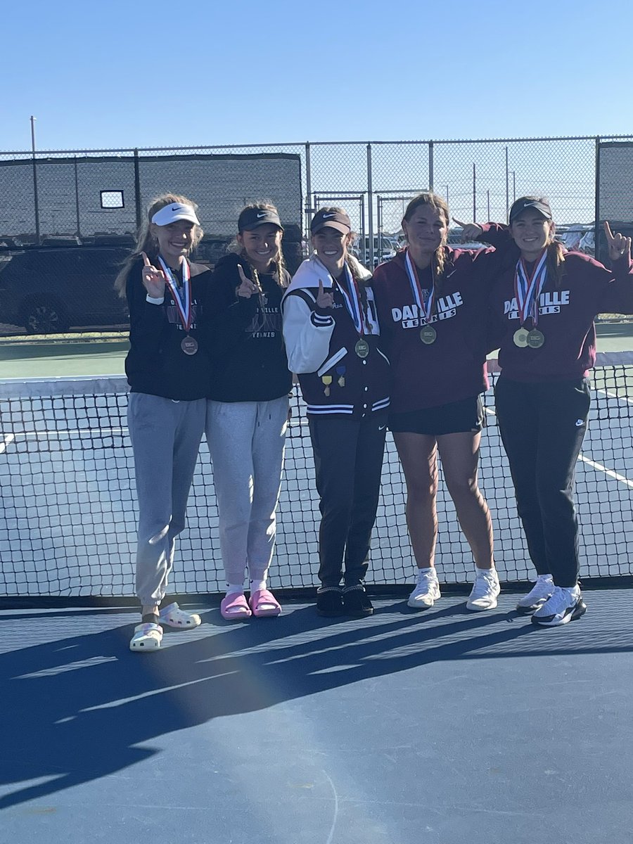 Congratulations to the girls  🎾 team back to back Big 12 Champs!  Ava Towne, CiCi Brown and Reese Rundle all were singles conference champions today.  Josie Hotsinpiller 2nd, Lexi Ellis 5th and Anna Houpt 3rd. Way to go Vikings!