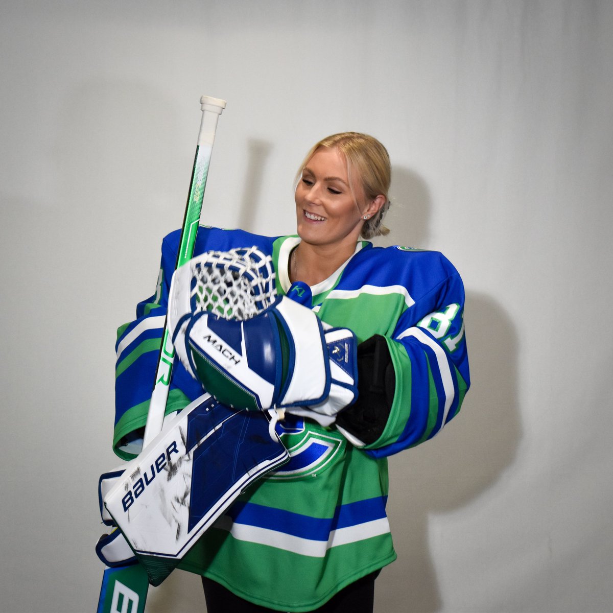 CTWhaleHockey's tweet photo. Busy day in the office 😁 https://t.co/IUJqf1810H
