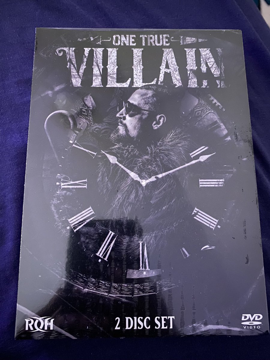 pickett_shaun's tweet photo. Still available for purchase. Dm if interested… #CollectorsHelpingCollectors https://t.co/S7vHGa7Gdd