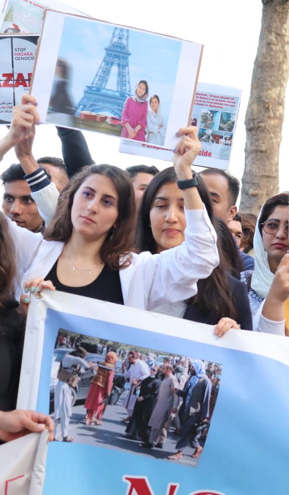 MarziehHamidi's tweet photo. I am Tajik girl but I stand with my hazara people! #StopHazaraGeoncide https://t.co/Ti1GIYzW1Z