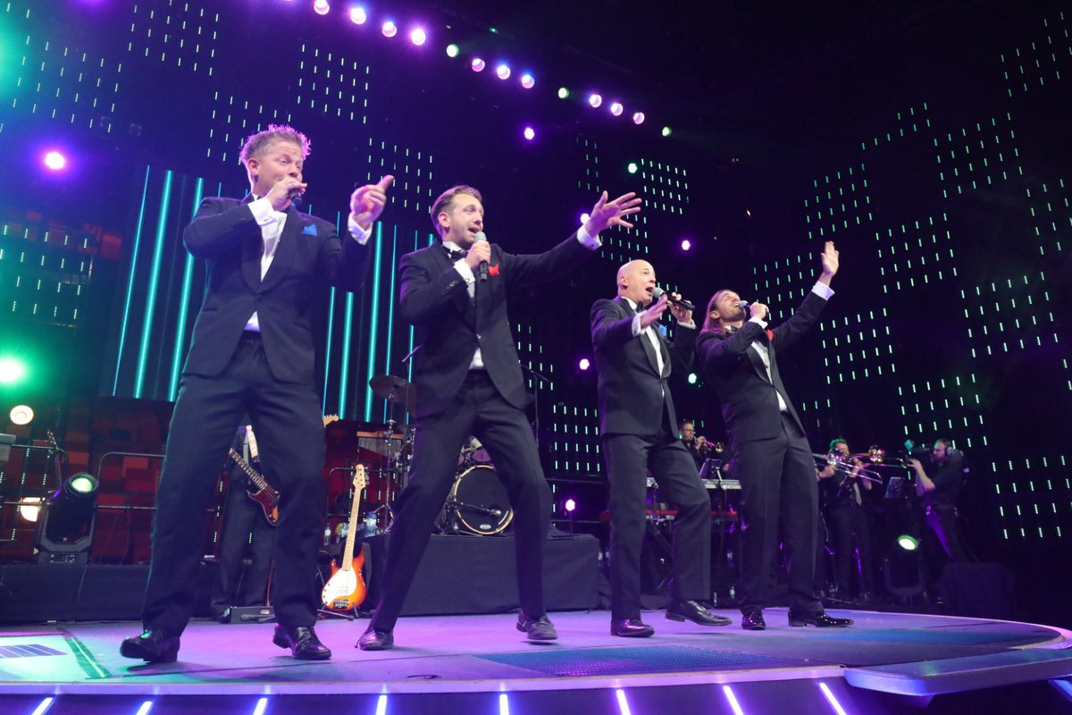 🎉🏅🎤 OÉTSLAAG OPUS JOCUS LEEDJESAOVEND 2022 🎶🎉🎪 Venlo haet gestump! 
1ste plaats: Det zien de feite, gezonge door Jules Fransman, Gijs Engels, Willy Billekens en Bart Janssen. Laes de volledigen oétslaag op jocus.nl
#leedjes22 #goodveurtgemood #jocus