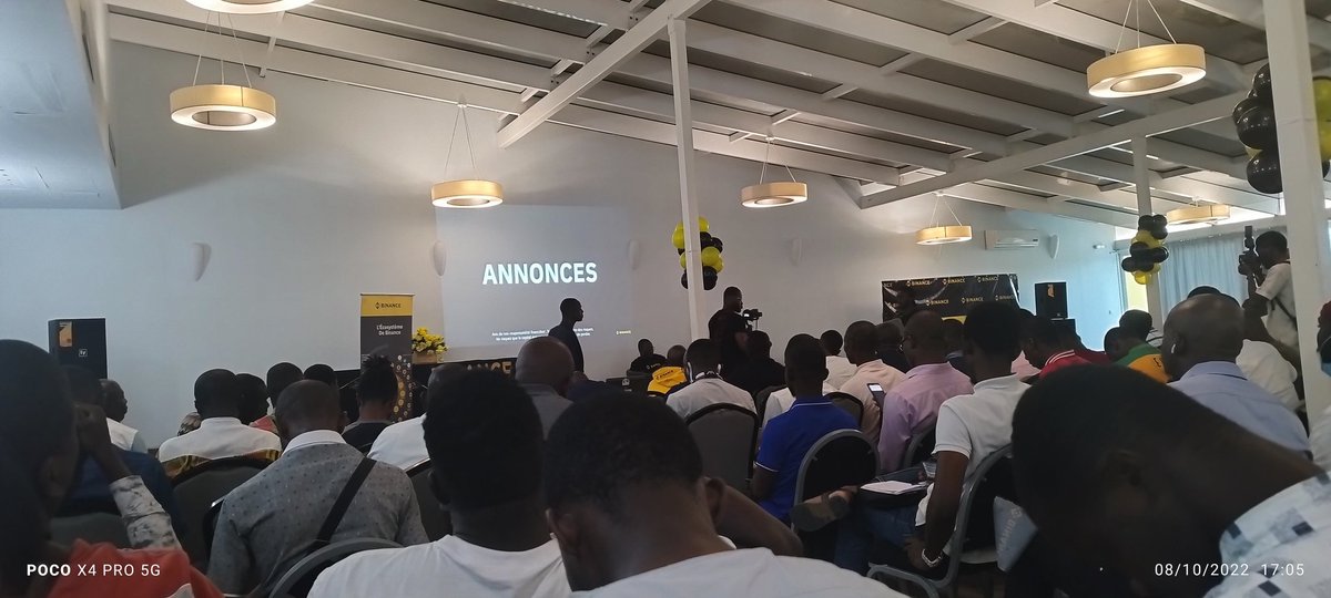Tempestro04's tweet photo. #BinanceBlockchainWeek https://t.co/JOl4ptzDzm
