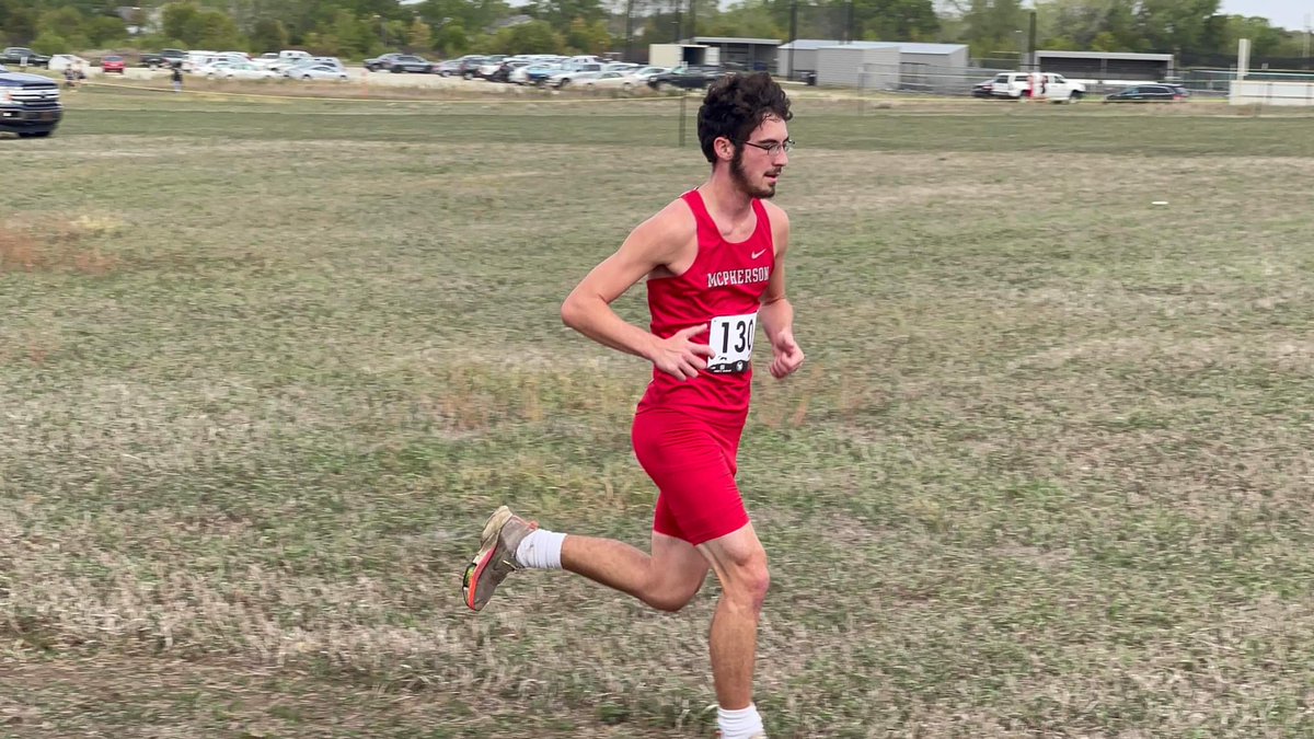 Eroberts24's tweet photo. 3 sec off his 8k PR! Great job Parker https://t.co/GedOD5rEcY