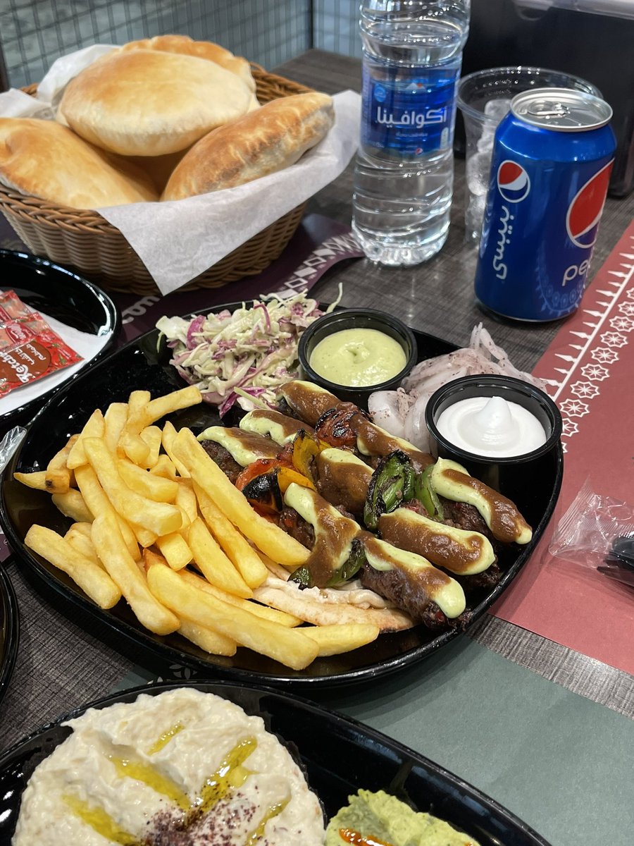 جربتو الكباب النجدي🔥⁉️

•المشوى العنابي 📌🤩
منزلين المنيو السعودي الجديد وابدعو فيه 
واكثر شي عجبني الكباب النجدي شي خيااال
كباب حساوي /نجدي/ حجاري♥️