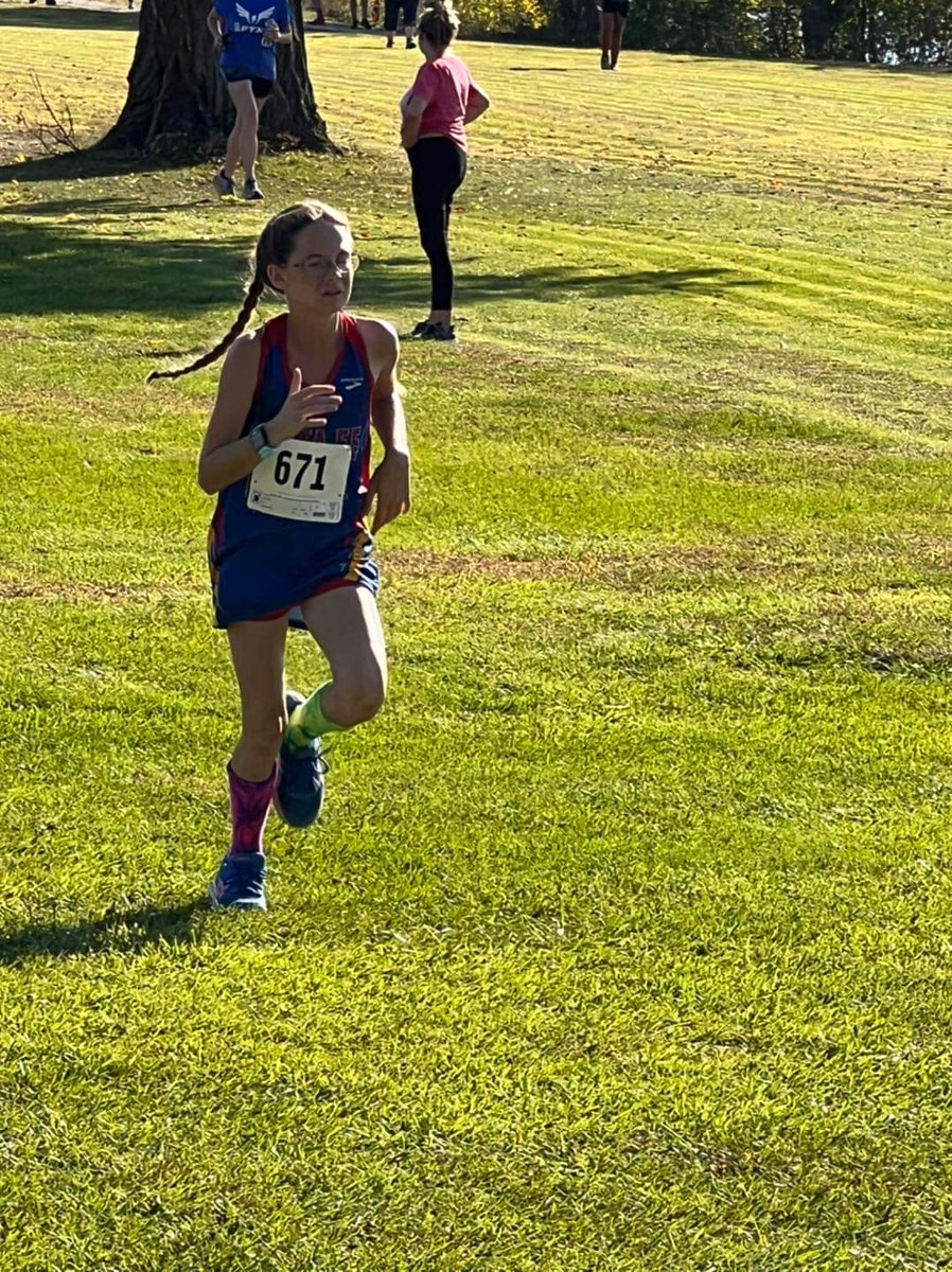 Eroberts24's tweet photo. Boys went 3rd overall yesterday.  
Lea 14:27 7th grade 2 mile 6th
Kj 11:39 7th grade 2 mile PR and new school record. 1st
Rylan 19:10 27th 5k
Bryce 16:54 4th 5k PR under 17min! https://t.co/VdEvmGnr25