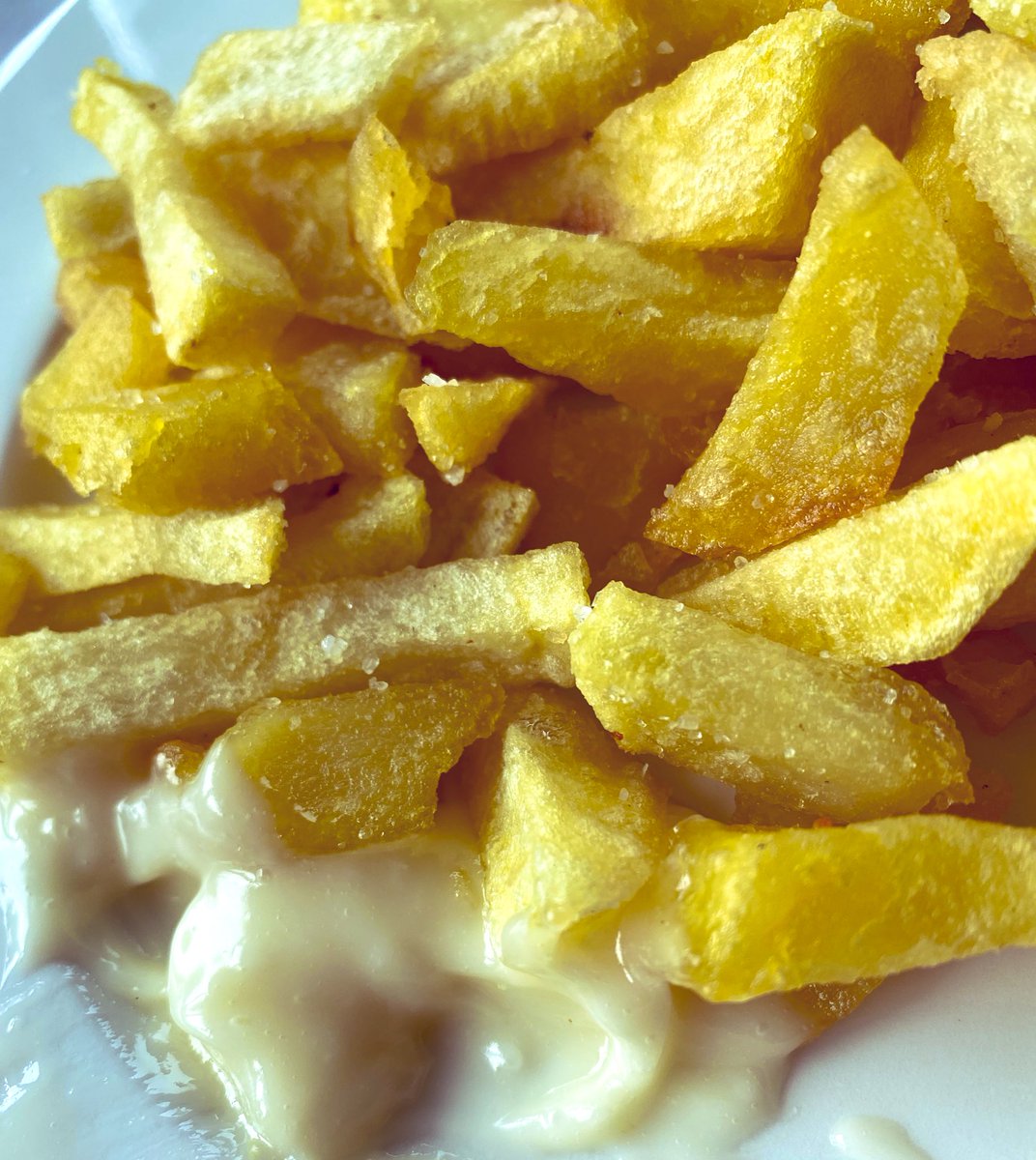 SILVZS's tweet photo. Tradicions! 

#Bolets
#Cargols
#Porró
#Montseny 
#Montsenyturisme 
#Catalunya 

@RestCanBesa @Graupix @capifulla @marcelmorilla https://t.co/juB8Ujx93o