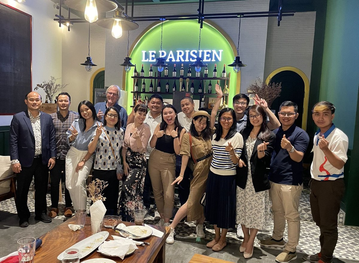 asefedu's tweet photo. This evening we held an alumni meet up in Phnom Penh π°π
With alumni from #ASEFYLS2 #ASEFYLS4 #ASEFClassNet13 #ASEFClassNet14 #ARC4 #ASEFSU19 #ASEFSU23 #ModelASEM7
We loved catching up with our alumni and giving them the chance to meet and network with one another too! π https://t.co/MpObotEXiX