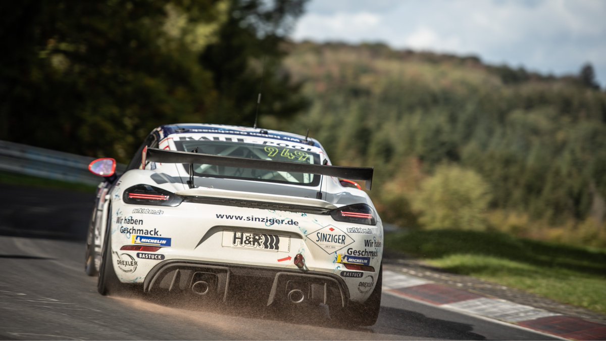 manthey_racing's tweet photo. Triple Top-10 results for the #PorscheEnduranceTrophyNBR at #NLS7
Cup 2
🥇: 112 #KKrämerRacing (7th overall)
🥈: 120 @ws_motorsport (8th overall)
🥉: 102 @TeamBlackFalcon (10th overall)
Cup 3
🥇: 952 #SmyrlisRacing
🥈: 949 #SorgRennsport
🥉: 969 #SchmicklerPerformance https://t.co/W5A2Egmqor