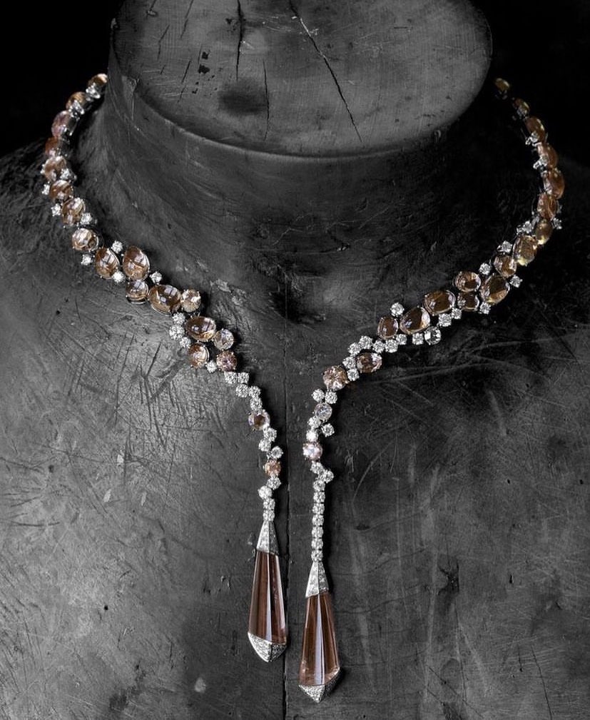 EleganceBy Raghad 🦢 tweet media