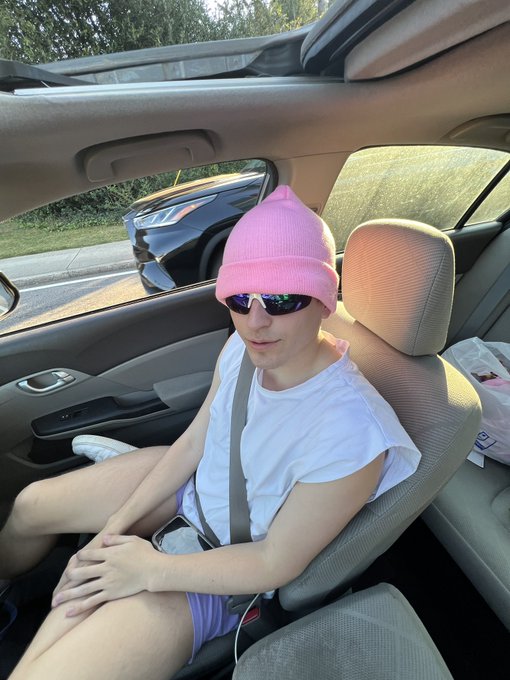 get in loser, we&rsquo;re going to pride https://t.co/Q6OQ3ILPze