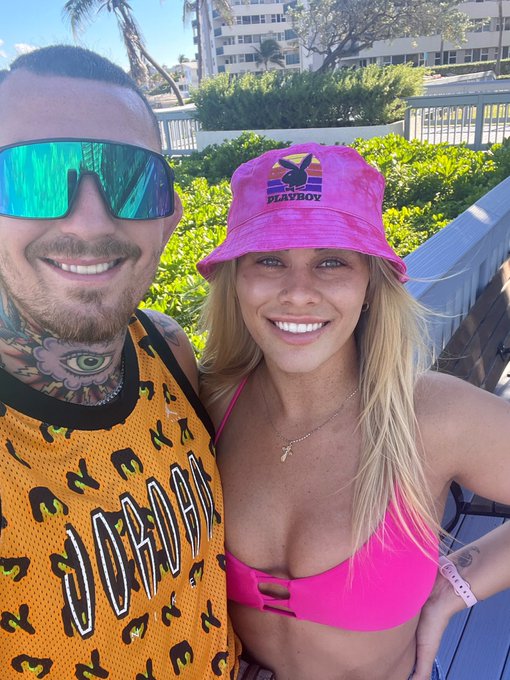 Totally Beachin 🚲 https://t.co/a0UPNe0fo0