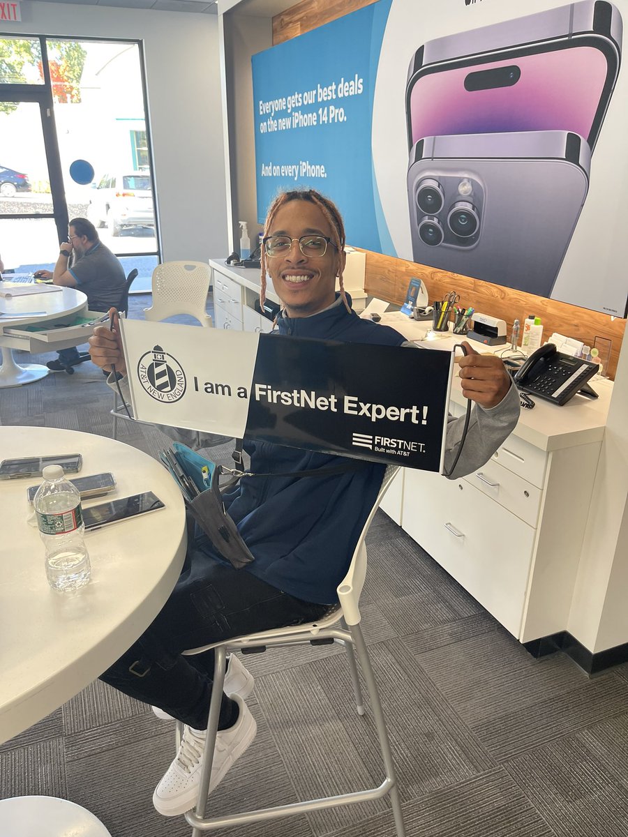 Big shout out to Leo on getting FIRST NET certified out of Nashua Outside!!! 🚒🚔🚨 <a href="/CoreyHatchh/">Corey Hatch</a>