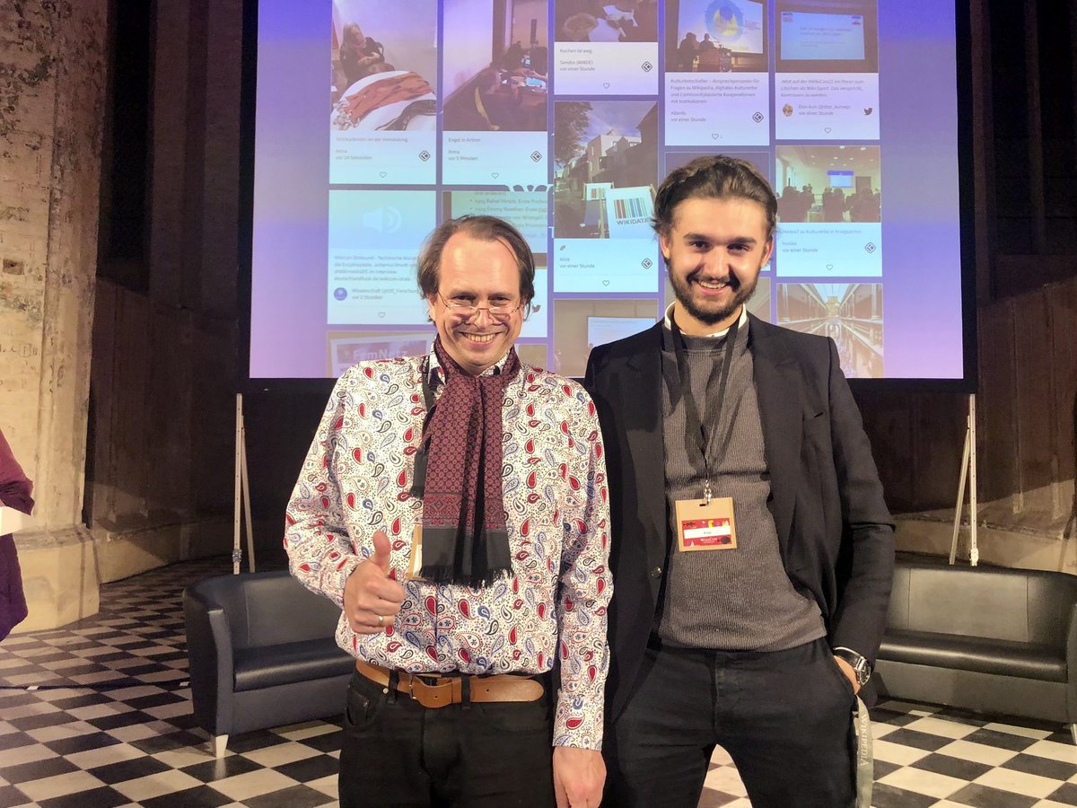 WikiRogi's tweet photo. Irgendwer ist letztes Jahr auf die Idee gekommen, mich zu fragen, ob ich Lust habe, die Gala-Veranstaltung der #WikiCon22 mit @hkrichel zu moderieren und heute Abend ist es dann soweit und ich beginne, nervös zu werden https://t.co/MIlLtOojXL