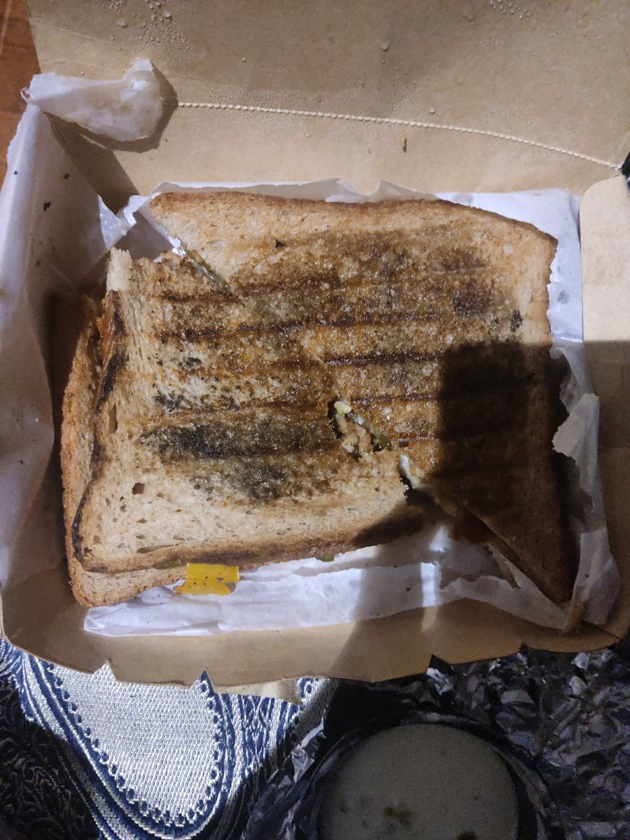 FuryPunith's tweet photo. What's wrong with @Swiggy suddenly
Everyday I am facing issues I think time to shift to other apps please refund my swiggy pro 

Look at this photo how is this edible and it really smells bad https://t.co/16oalxh621