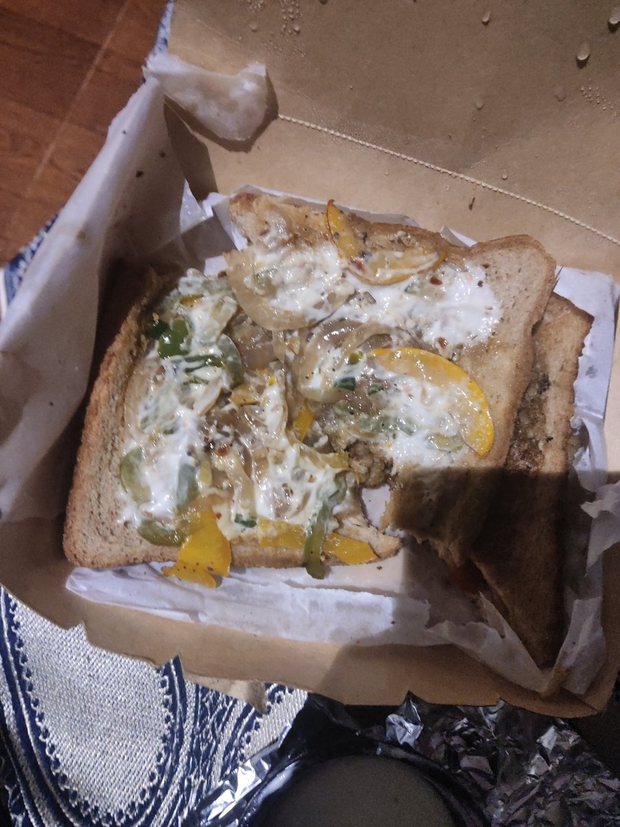 FuryPunith's tweet photo. What's wrong with @Swiggy suddenly
Everyday I am facing issues I think time to shift to other apps please refund my swiggy pro 

Look at this photo how is this edible and it really smells bad https://t.co/16oalxh621