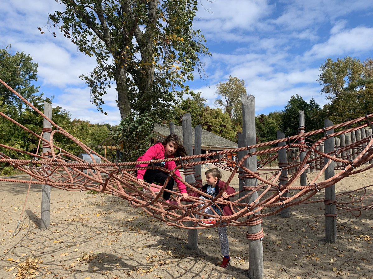 JenSenechal's tweet photo. A little weekend fun at Point Pelee with Sciensational Sssnakes! #inquirers #risktakers #balanced https://t.co/nIbTvZqWey