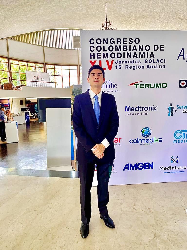 jsenior64's tweet photo. @SOLACI3 @ColegioCHIC 
Nuestras nuevas generaciones participando en eventos científicos del ramo. Felicitaciones @betonavarro87 @Medicina_UdeA https://t.co/T8wbURs5Oa