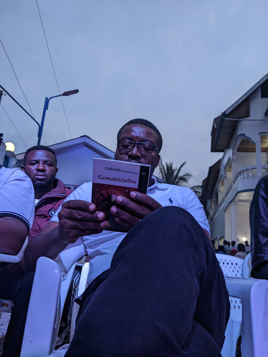 PRwamigabo's tweet photo. #Gomatricielles c'est aussi un recueil de Slam poésie écrit par 7plumes féminines, de #GomaSlamSession qui s'est vendu lors du spectacle portant le même nom à @ifgoma @fidele_kitsa @David_Kasi_ @innobuchu @ben_kamuntu @depaul_bakulu @JDuickem @MihigoOrmiel https://t.co/k8PXbcZB4g