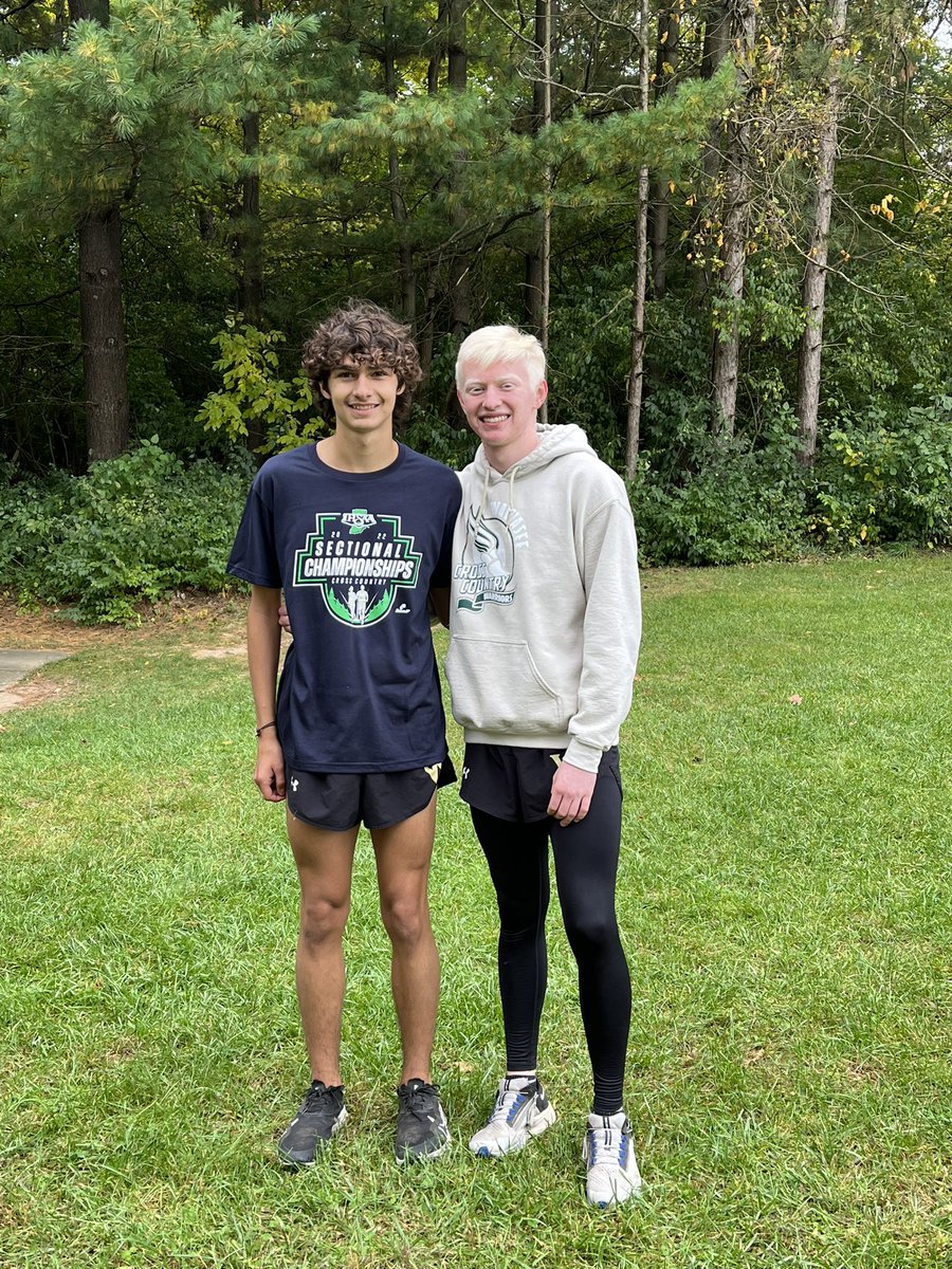 Congratulations to our Warrior Cross Country Runners moving on to the IHSAA Regional next week at Ox Bow!

Mia Hodgson - 4th overall
Abby Speicher 
Hunter Allen
Cade Beer

#WeAreWawasee