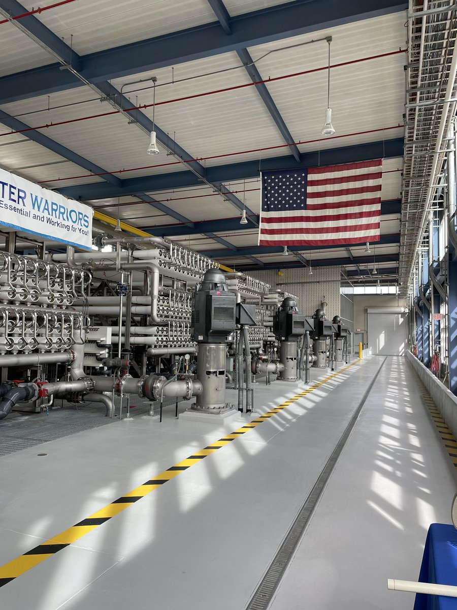 bemorera's tweet photo. @EPWater is a national and international leader in #water reuse and source diversification. In our visit we had the pleasure to visit #ElPaso’s unique inland desalination plant where brackish water is turned into safe drinking water. #ReverseOsmosis #WaterResilience 🔬👨🏻‍🔬💙 https://t.co/Ts8pRz8nGU