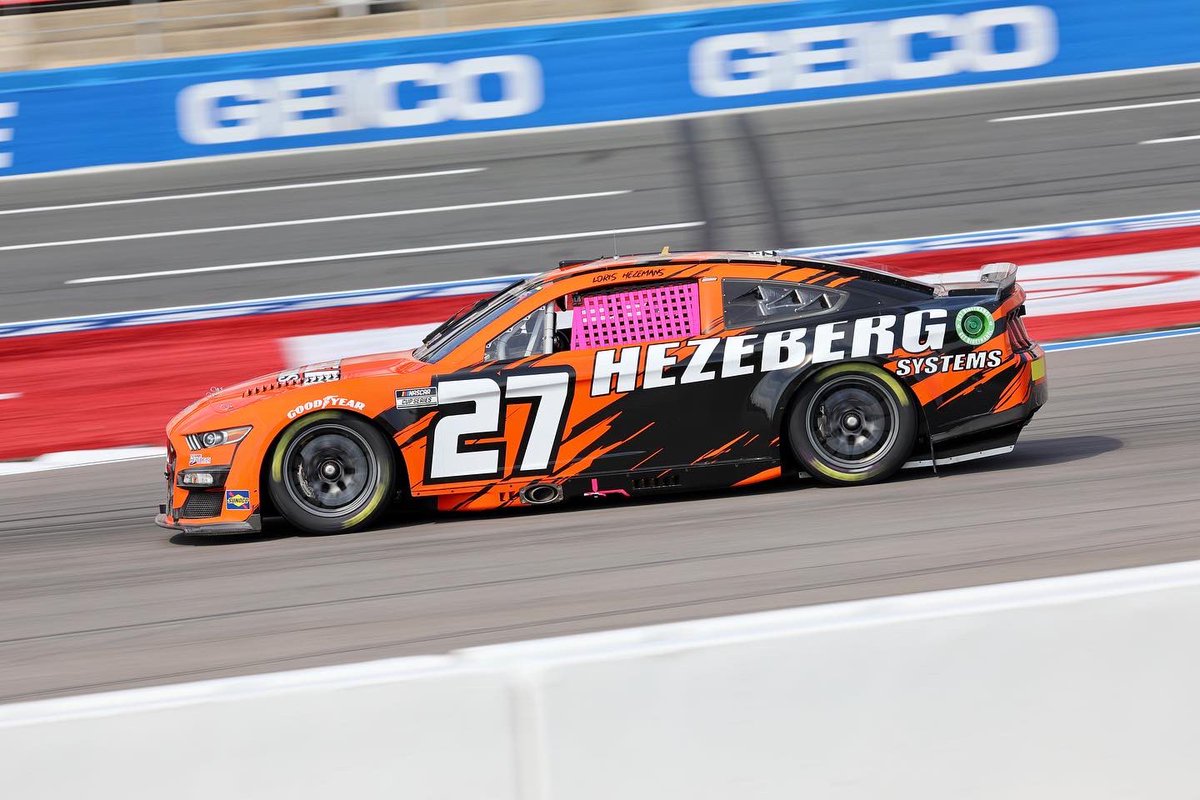 The 🏁 has flown on Qualifying at <a href="/CLTMotorSpdwy/">Charlotte Motor Speedway</a>!
<a href="/lorishezemans/">Loris Hezemans</a>: P36
<a href="/kvyatofficial/">Daniil Kvyat</a>: P33
Tune in tomorrow at 2:00 PM EST to watch Loris and Daniil tackle the Roval!
#TH26 #TH27