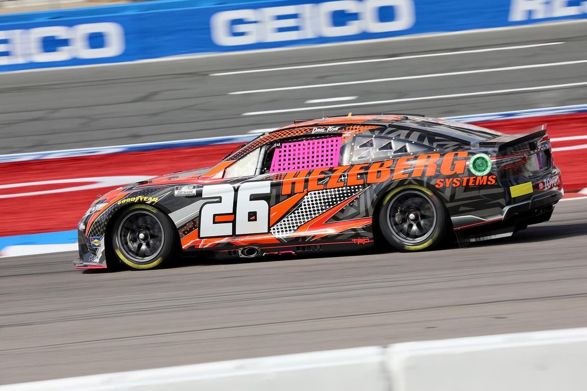TeamHezeberg's tweet photo. The 🏁 has flown on Qualifying at @CLTMotorSpdwy!
@lorishezemans: P36
@kvyatofficial: P33
Tune in tomorrow at 2:00 PM EST to watch Loris and Daniil tackle the Roval!
#TH26 #TH27 https://t.co/buvBk1COb6