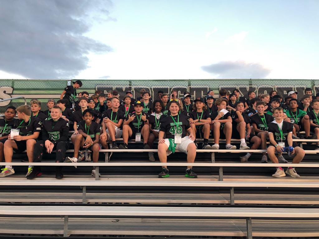 Last night we had our first annual 6th grade DYF Official Visit! It was a blast having y’all join us for the Dragon game day experience! Can’t wait to see these guys play on Friday night in the future! <a href="/DrgnYthFootball/">DragonYouthFootball</a> 
#ProtectTheTradition