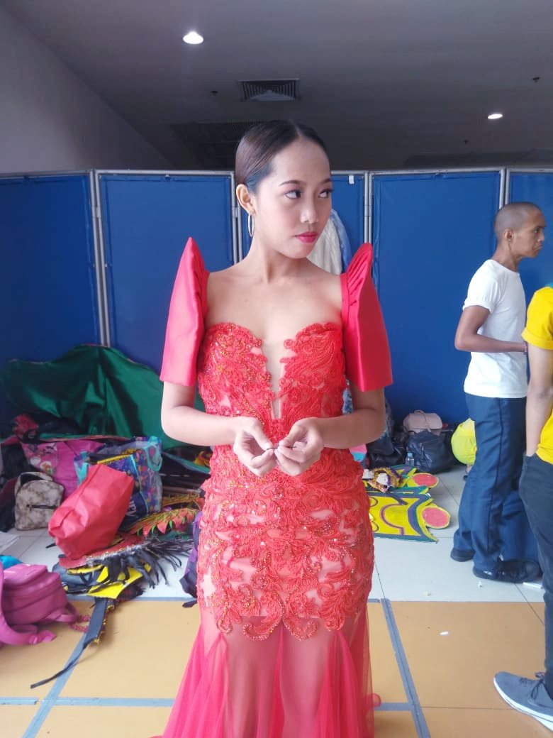 Kuwentista's tweet photo. This is my girlfriend Hency

For her, she can do everything. Ibang klase. Lahat bagay (pati ako).

Too versatile, at palagi ko siyang minamahal dahil meron palagi siyang ino-offer sa akin. I love you, @hy30_0nj0_0 https://t.co/81A3xQe3ak