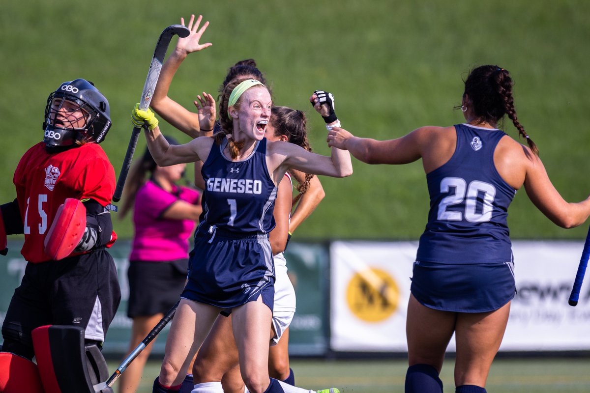 FH: <a href="/GeneseoFH/">Geneseo Field Hockey</a> 5, <a href="/nphawks/">New Paltz Hawks</a> 1 (FINAL) Maggie Phipps finishes with two goals and an assist to lead the Knights past the Hawks. 
#OneKnight #d3fh