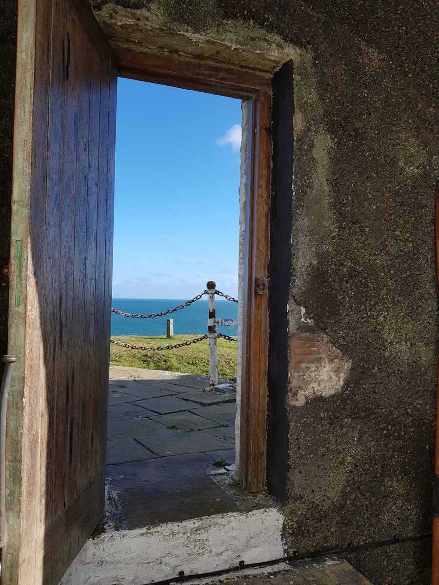 kendie's tweet photo. Fabulous last day at Point Lynas, the rissos dolphins and porpoises put on a grand display. We eeked out our stay as long as we could. Point Lynas is my happy place β€ Til next time .... #Anglesey #PointLynasLighthouse https://t.co/hOdO1sZYmX