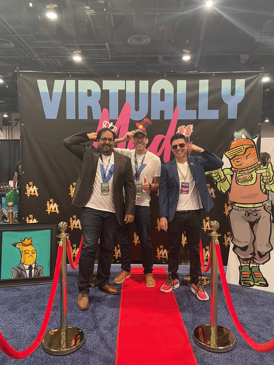 code_fly's tweet image. Great to finally meet the #veggiemates guys in person! #CNFTCon @VeggieMatesNFT