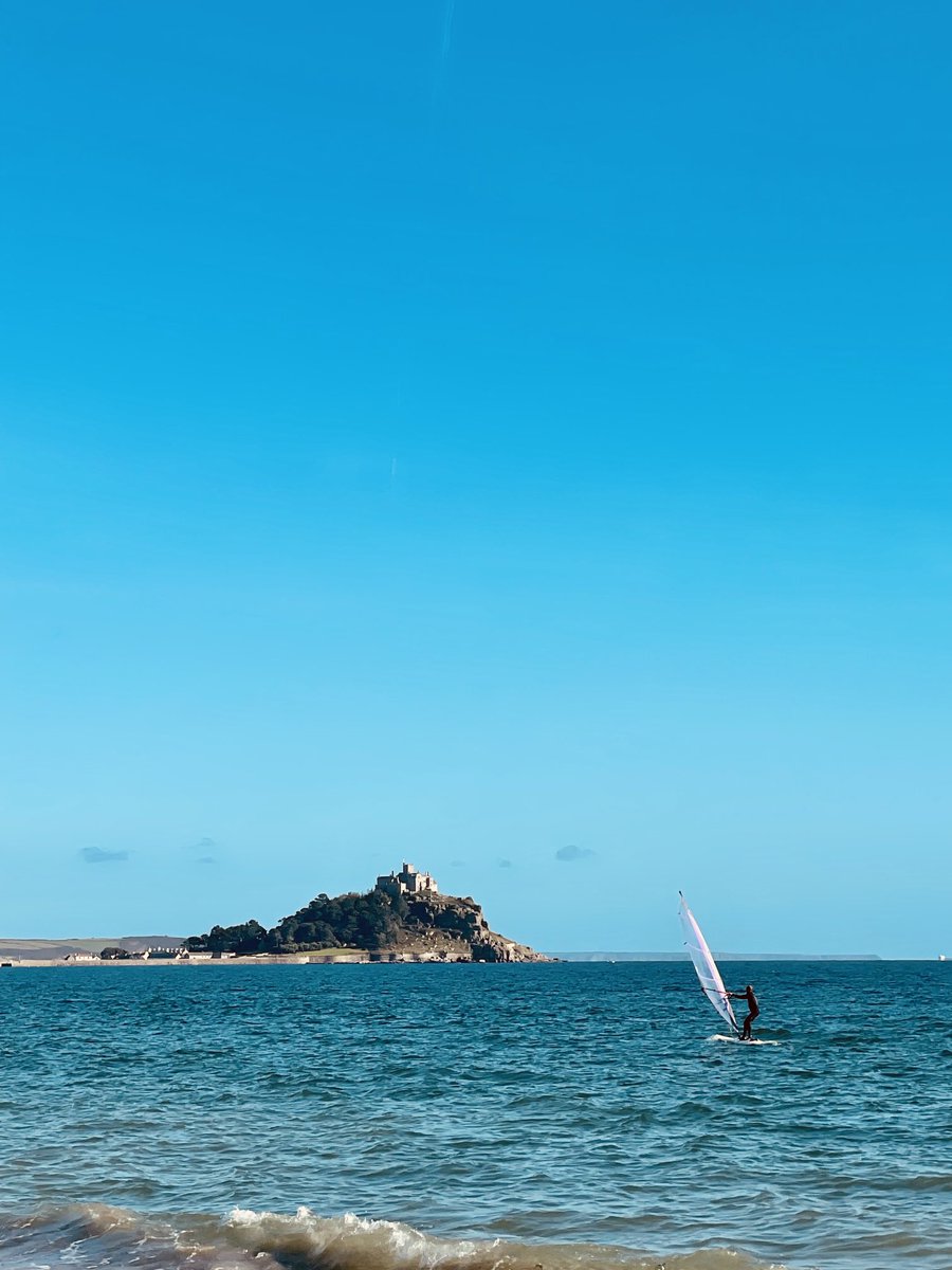 #windsurfing #cornwall #longrock #stmichaelsmount #octobersunshine
