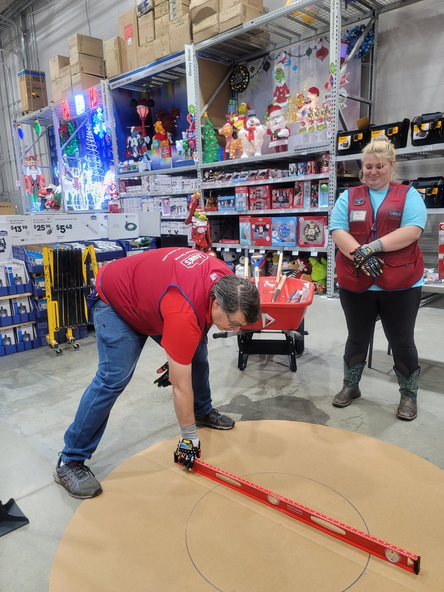 Lowe's Harrisburg #0522 tweet media