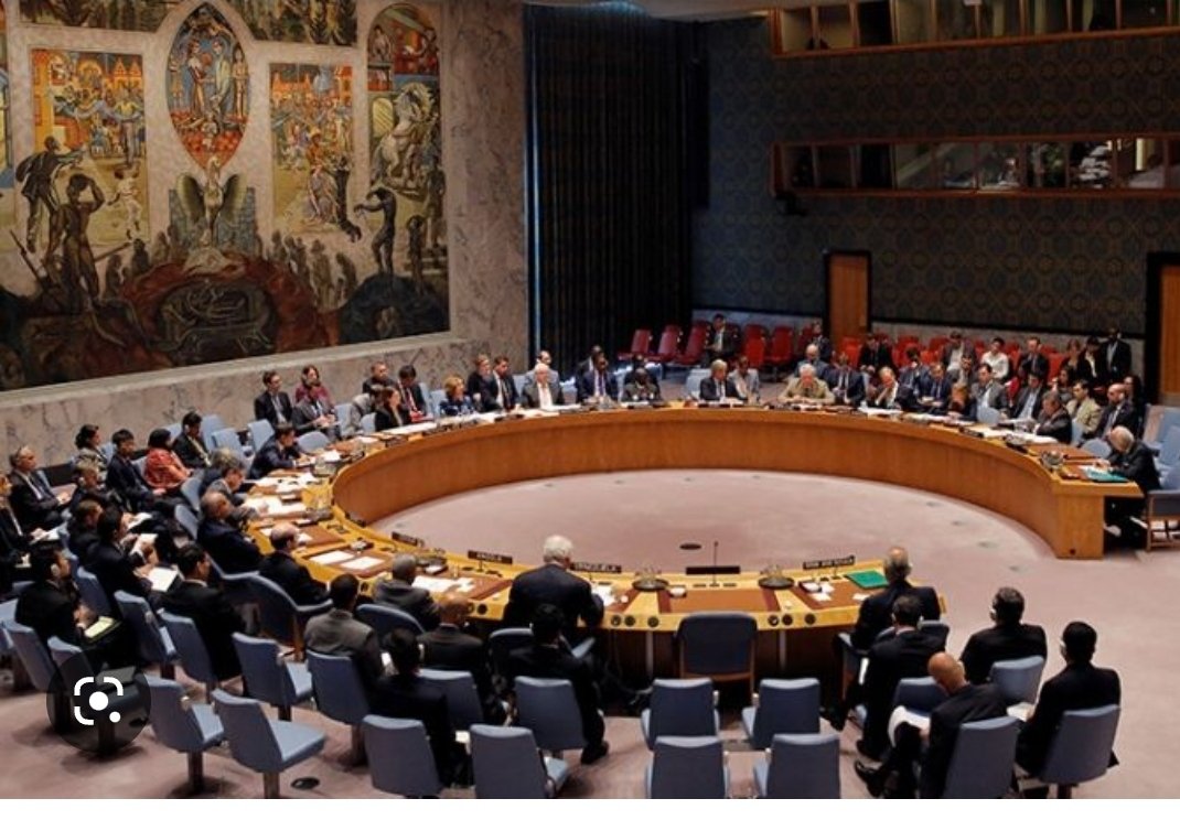 Black people worldwide should stand in solidarity with Ethiopia as it's fighting colonial powers!
The new forms of recolonization are:
👉Sanctions 
👉Debt trap 
👉R2P 
👉Military intervention 
👉Invasion 
👉Regime change.