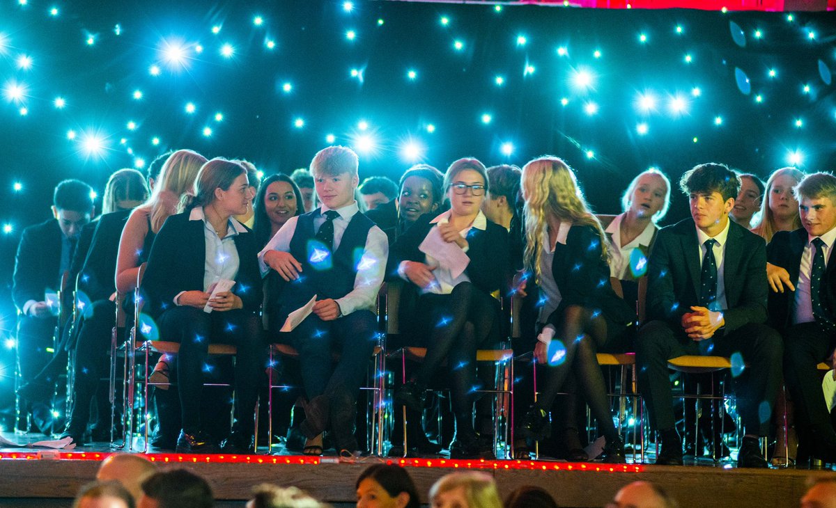 Robertson_Sed's tweet photo. The other pupils enjoyed watching their friends perform #supersupport 🎶🤎⭐️🦋 https://t.co/gXzbQ5PCc2