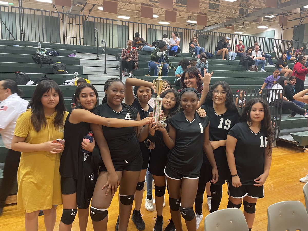 William Knuckles IV tweet media