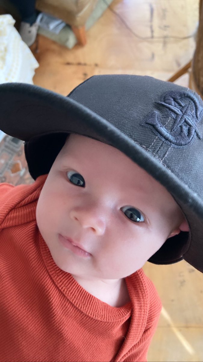 wanglauren's tweet photo. LET'S GOOOOOO @Mariners!!!
⚾️🧢💪  #SeaUsRise https://t.co/u7UQI4yFZL