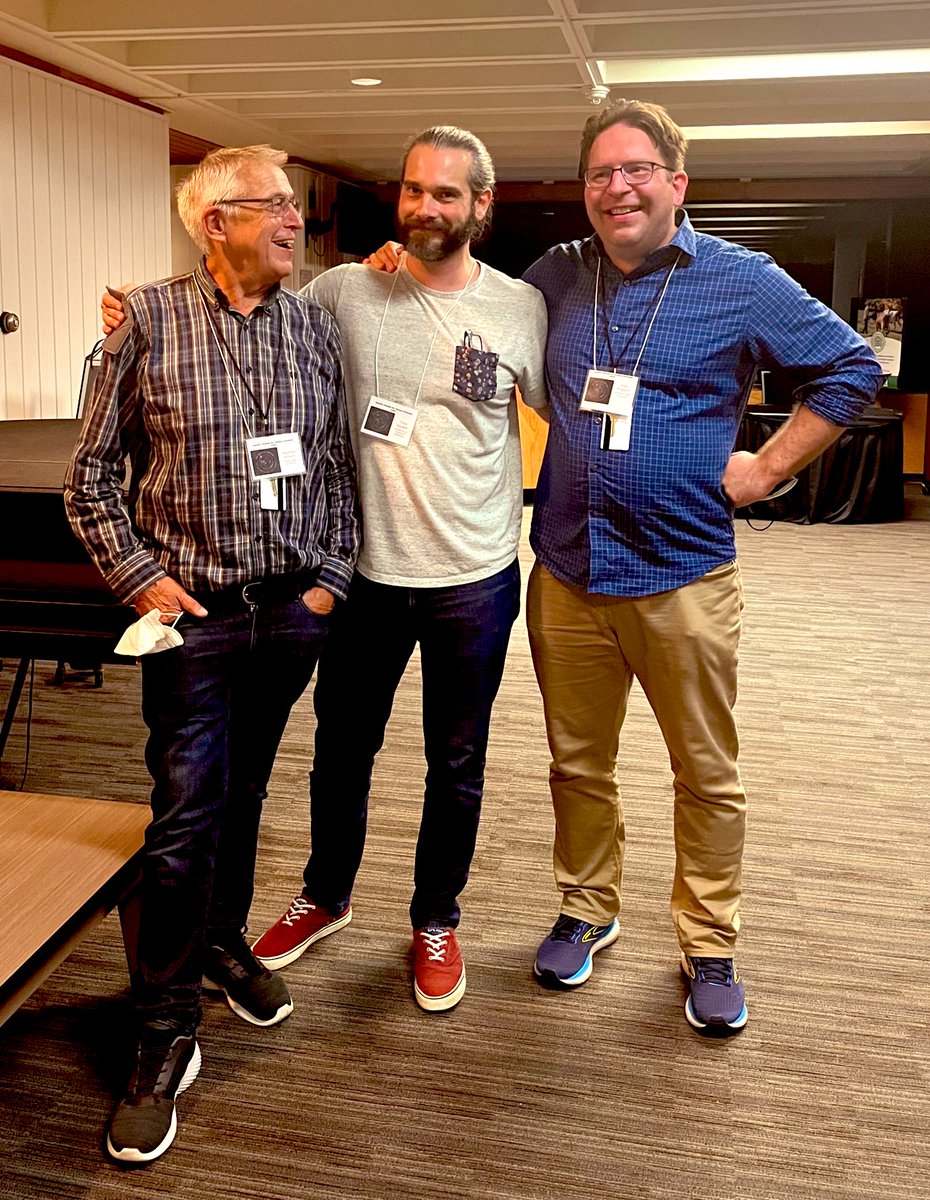 Team Evothelin assembled at the #AQMHD2022 Conference @MBLScience: Manfred Schartl, @Dr_TSquare, @ingo_braasch #endothelin #evodevo #NeuralCrest    academic.oup.com/mbe/article/26…   nature.com/articles/s4158…