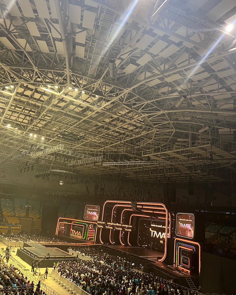mrsnihobi's tweet photo. And I did. Now changing my pinned tweet to this. 😭 https://t.co/e1TCKqqao5