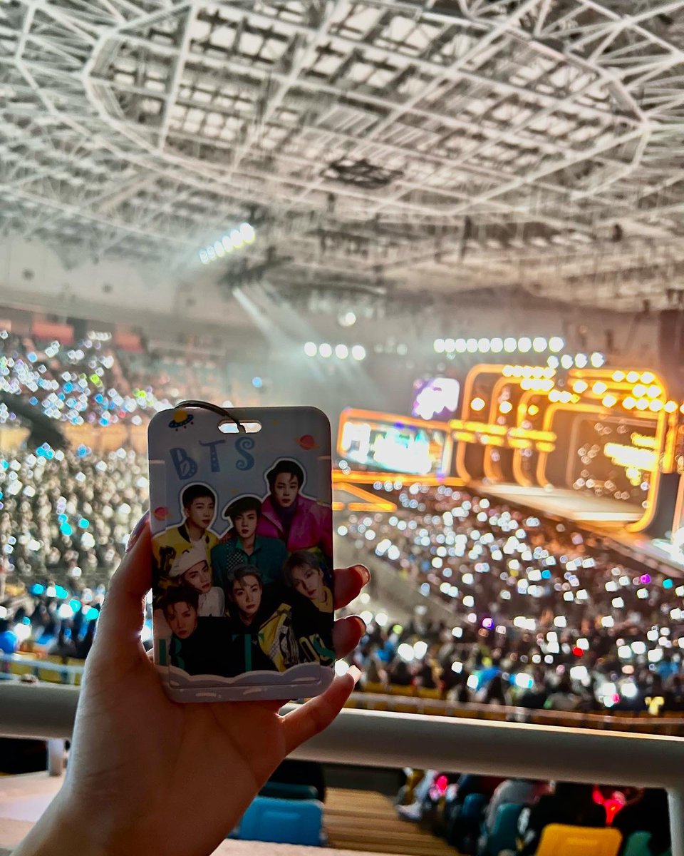mrsnihobi's tweet photo. And I did. Now changing my pinned tweet to this. 😭 https://t.co/e1TCKqqao5