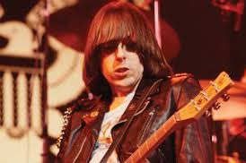 Happy Birthday JOHNNY RAMONE!
(October 8, 1948 - September 15, 2004)
Gone, but not forgotten! 