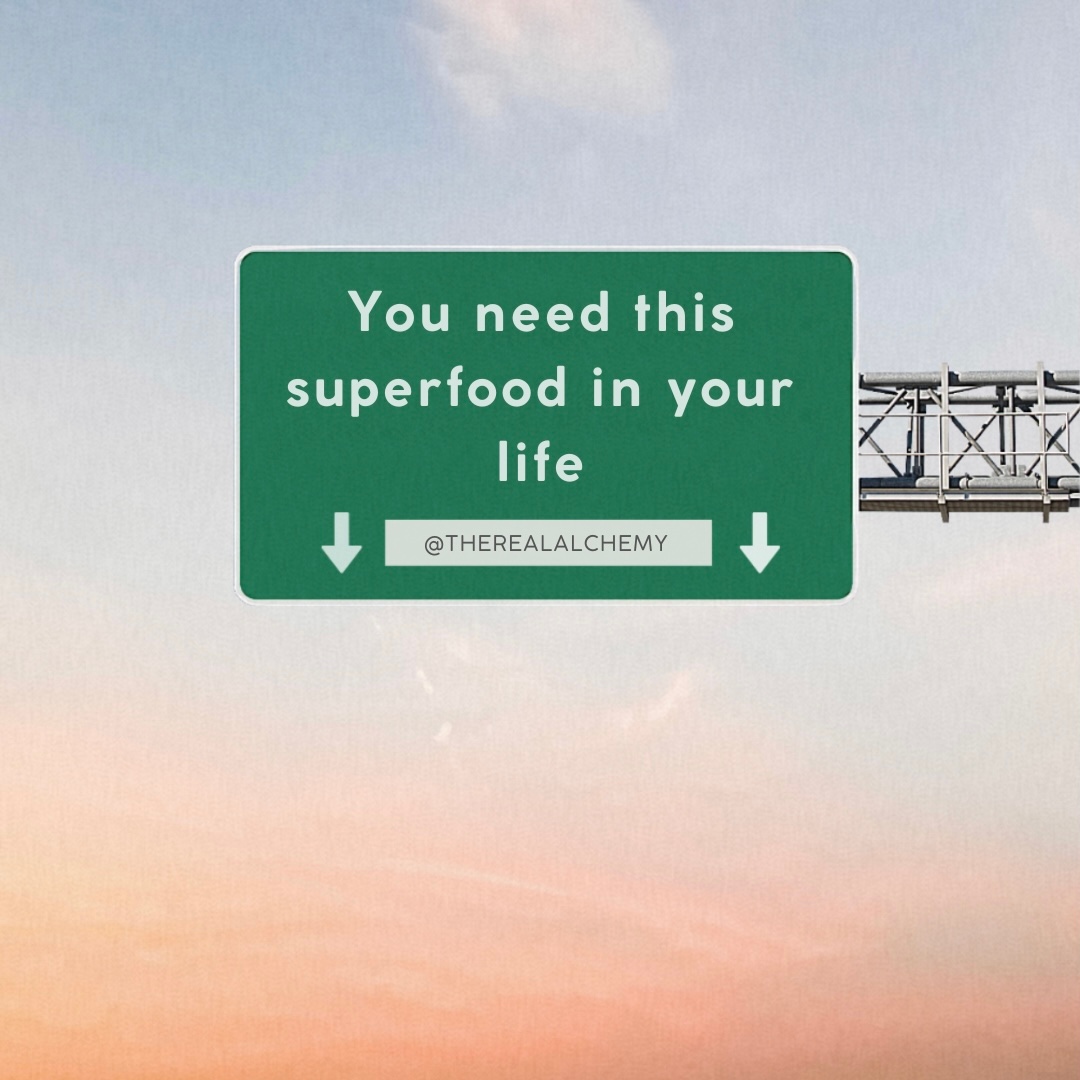 Contains a high concentration of antioxidants.
Regulates blood sugar.
Reduces the risk of heart disease.
Protects brain health.
Protects liver.
Promotes healthy aging and immunity.

Drumroll please...

Black garlic! 🧄
livingalchemy.ca/products/black…